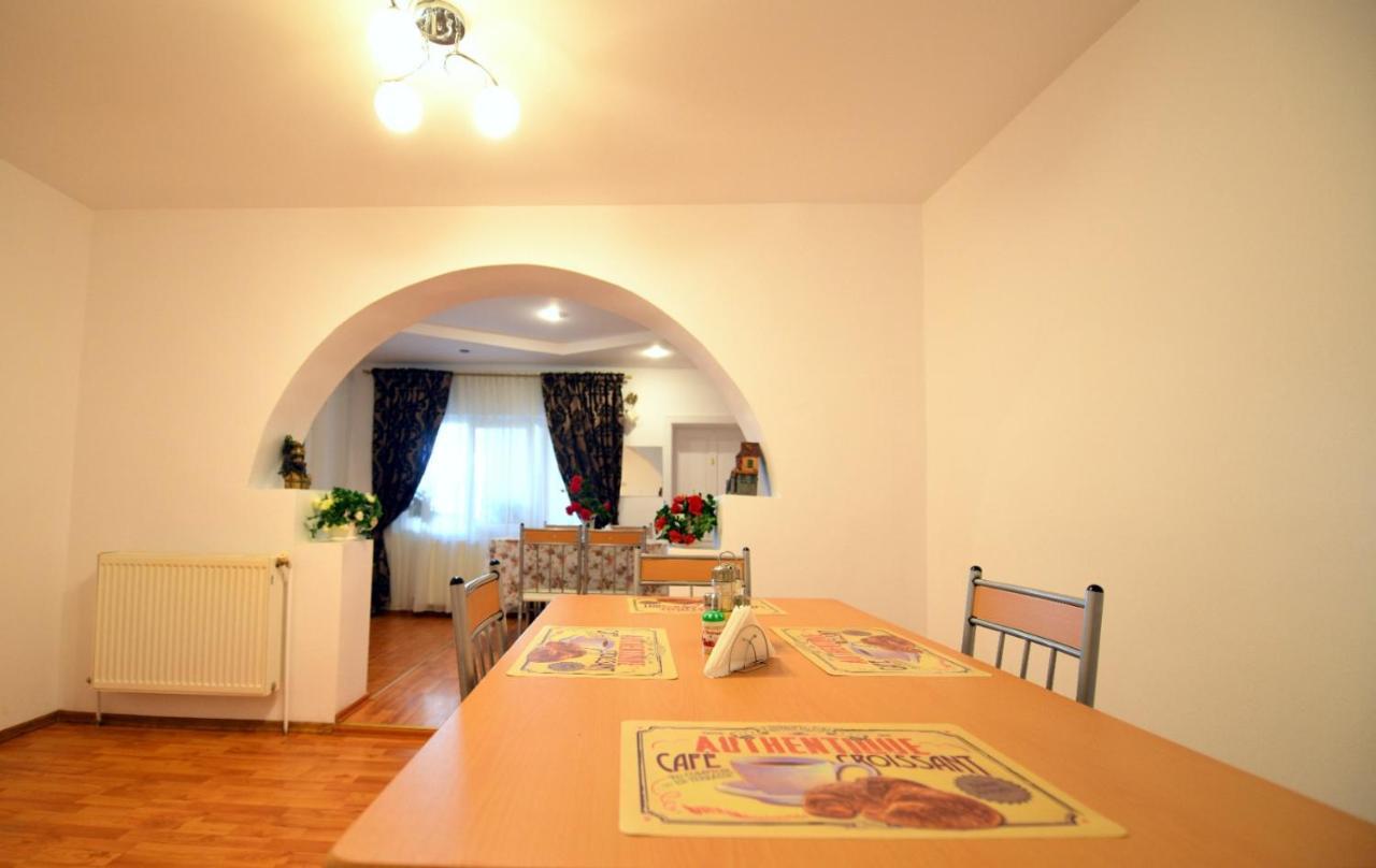 شقة Casa Mirandre Haţeg المظهر الخارجي الصورة